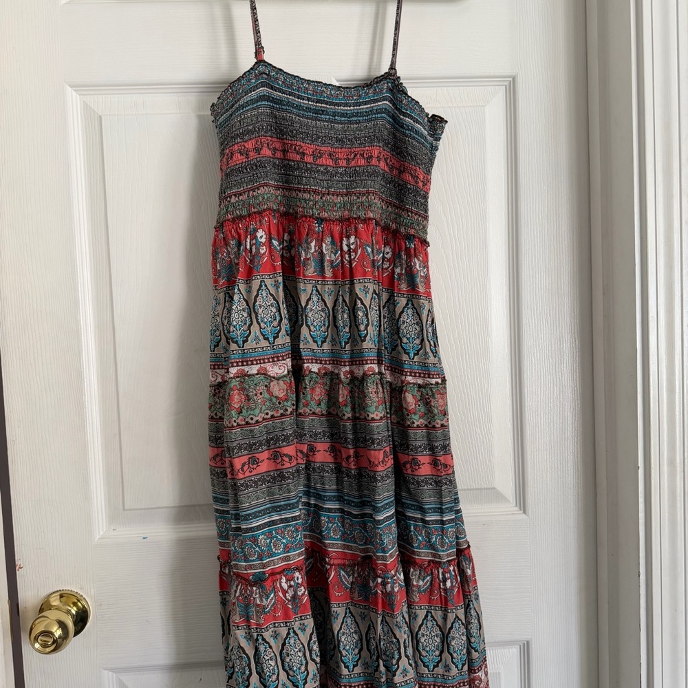 Mudd Vibrant Patterned strapless boho Dress